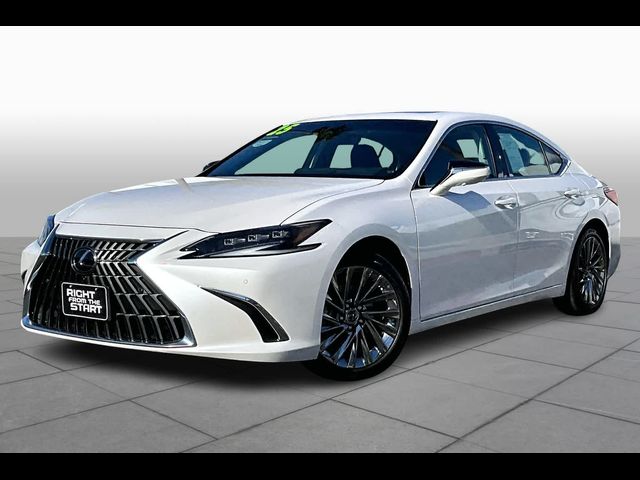 2025 Lexus ES 300h Luxury