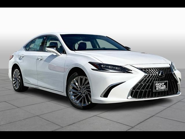 2025 Lexus ES 300h Luxury