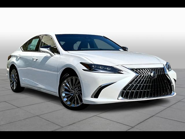 2025 Lexus ES 300h Luxury