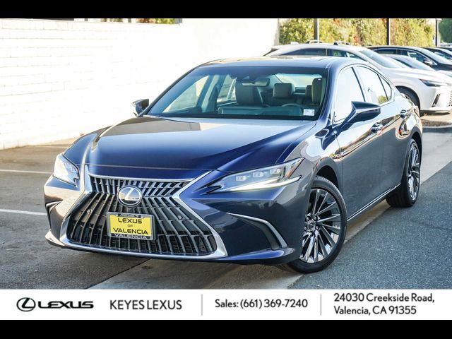 2025 Lexus ES 300h Luxury