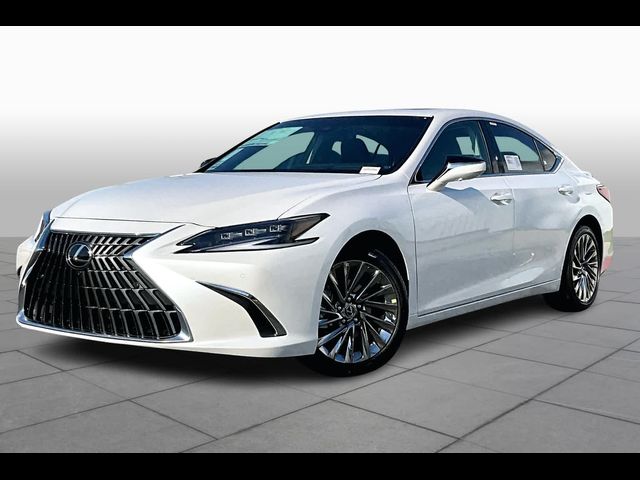 2025 Lexus ES 300h Luxury