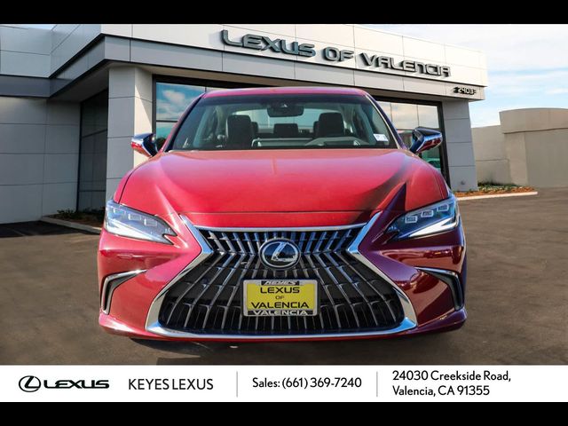 2025 Lexus ES 300h Luxury