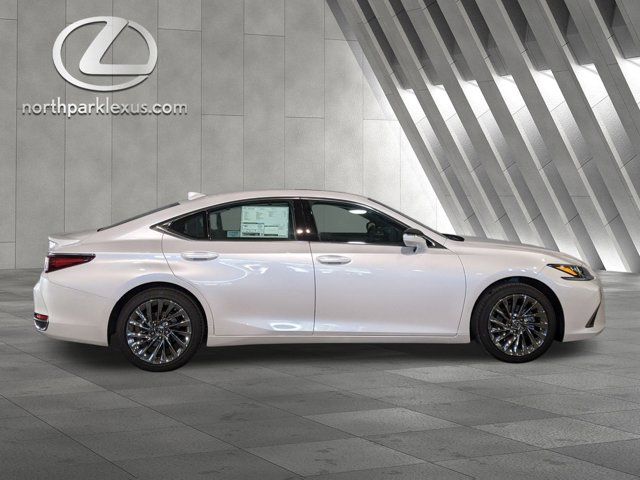 2025 Lexus ES 300h Ultra Luxury