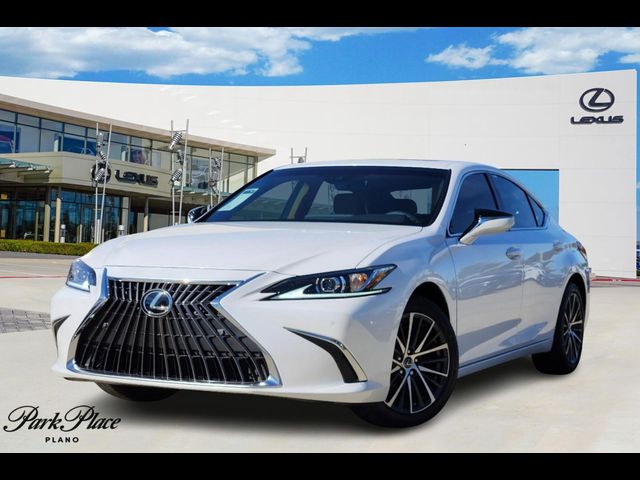 2025 Lexus ES 250