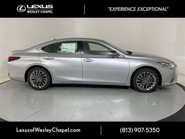 2025 Lexus ES 300h