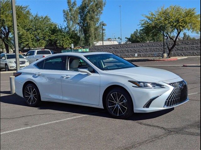 2025 Lexus ES 300h