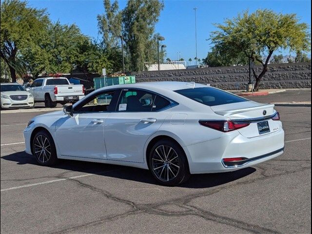 2025 Lexus ES 300h