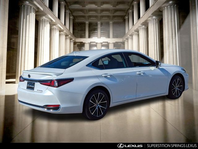 2025 Lexus ES 300h