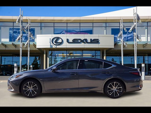 2025 Lexus ES 300h