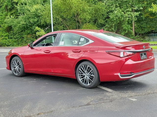 2025 Lexus ES 300h