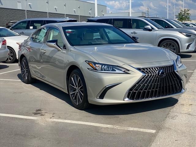 2025 Lexus ES 300h