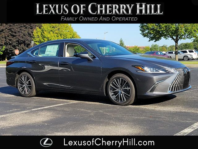 2025 Lexus ES 300h