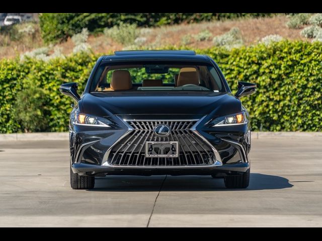 2025 Lexus ES 300h