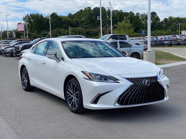 2025 Lexus ES 300h