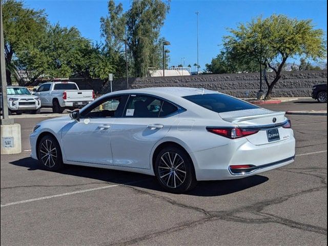 2025 Lexus ES 300h