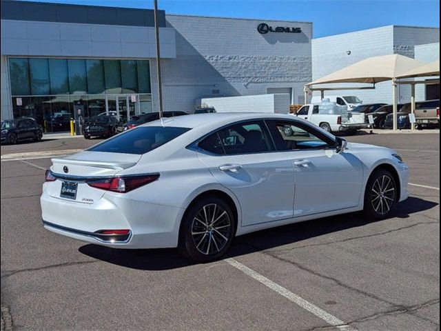 2025 Lexus ES 300h