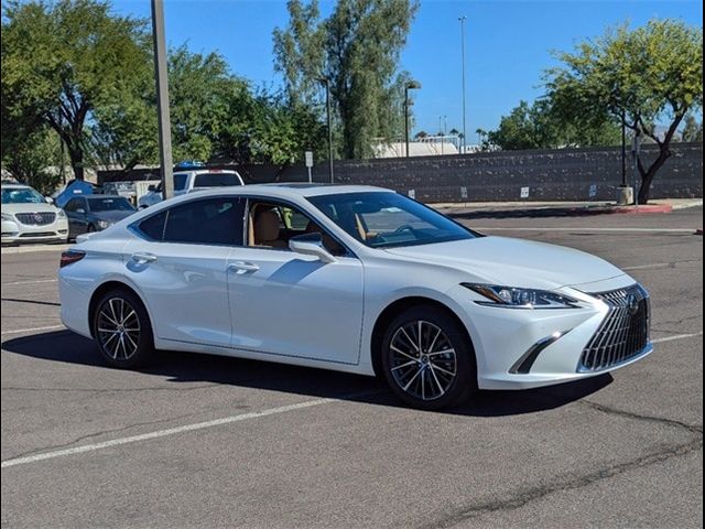 2025 Lexus ES 300h