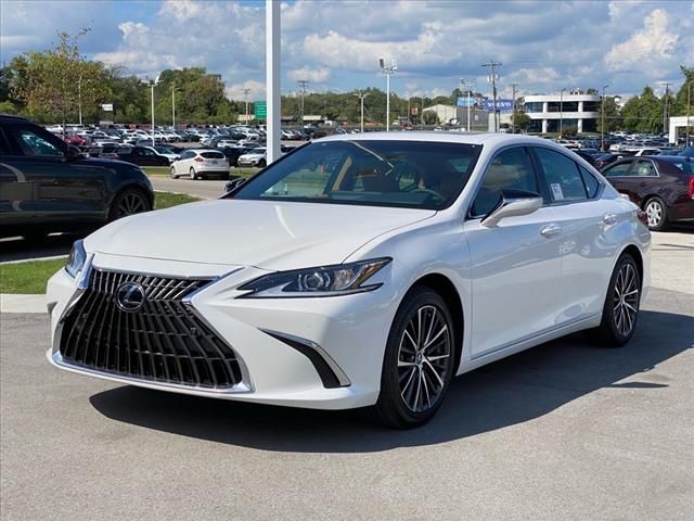 2025 Lexus ES 300h