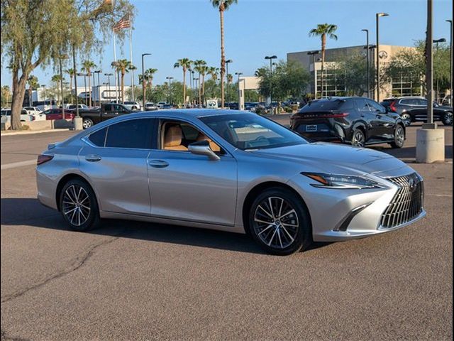 2025 Lexus ES 300h