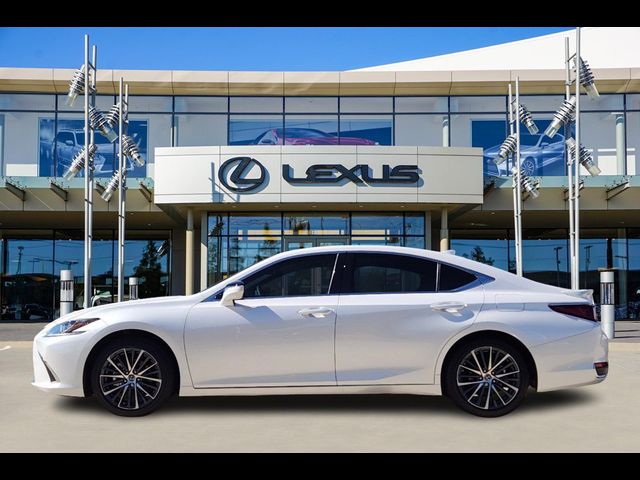 2025 Lexus ES 300h