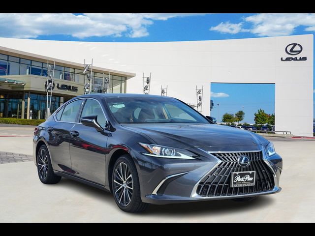 2025 Lexus ES 300h