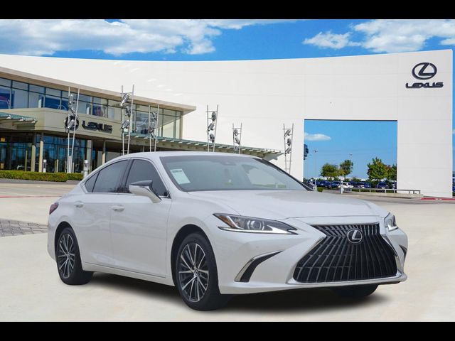 2025 Lexus ES 300h