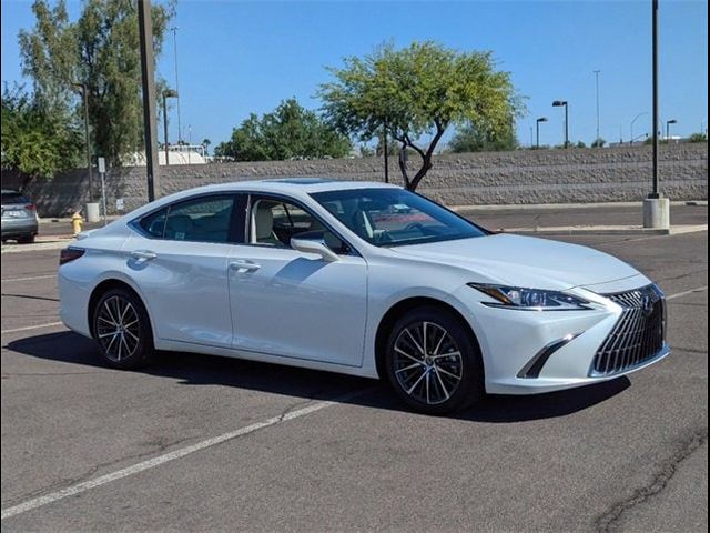 2025 Lexus ES 300h