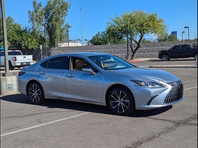 2025 Lexus ES 300h