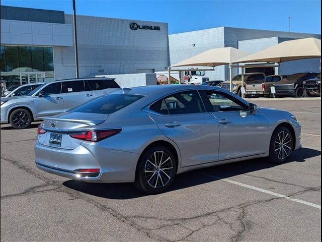 2025 Lexus ES 300h