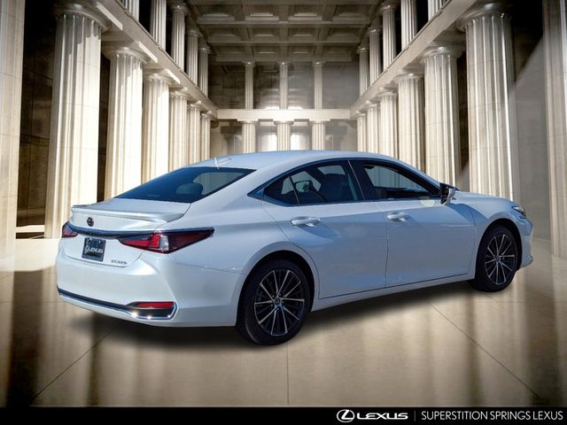 2025 Lexus ES 300h