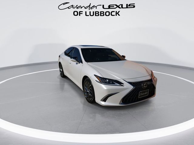 2025 Lexus ES 300h Luxury