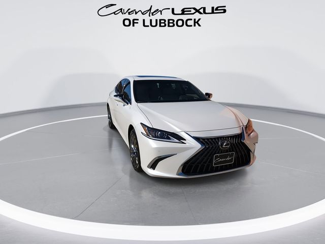 2025 Lexus ES 300h Luxury