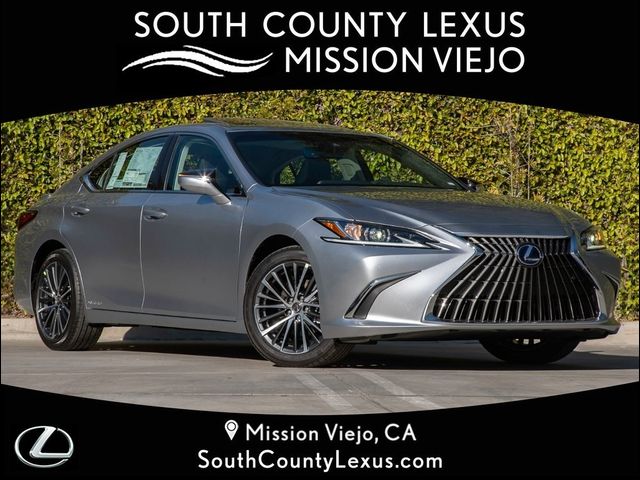 2025 Lexus ES 300h