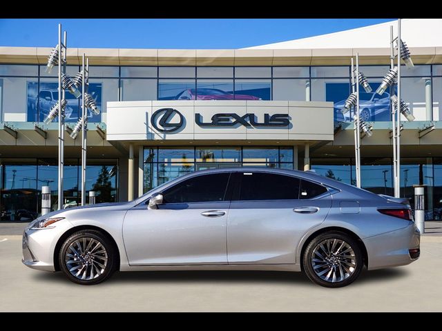 2025 Lexus ES 300h Luxury