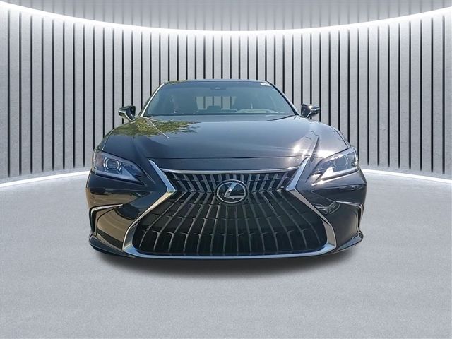 2025 Lexus ES 300h Luxury