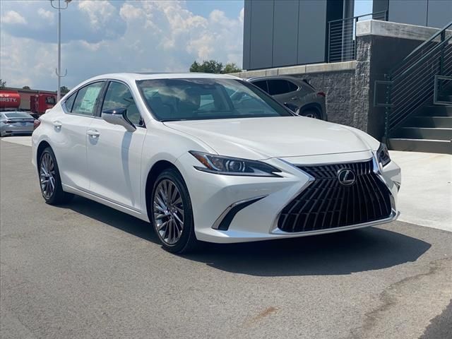 2025 Lexus ES 300h Luxury