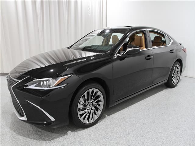 2025 Lexus ES 300h Luxury