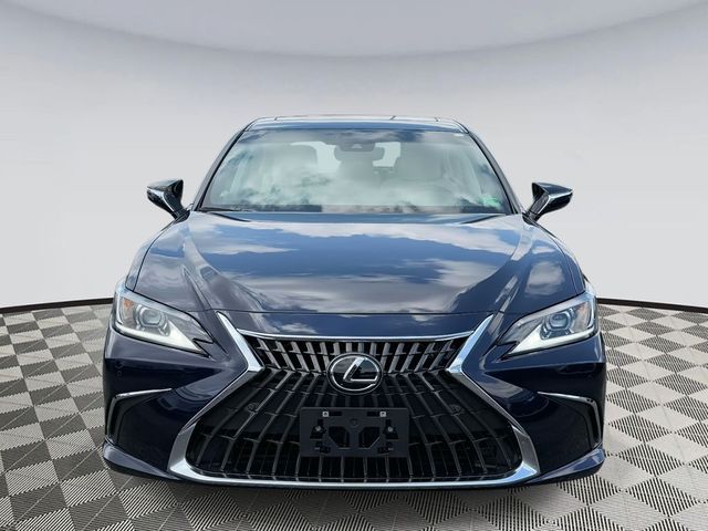 2025 Lexus ES 300h