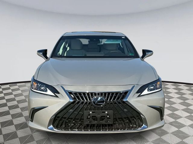 2025 Lexus ES 300h