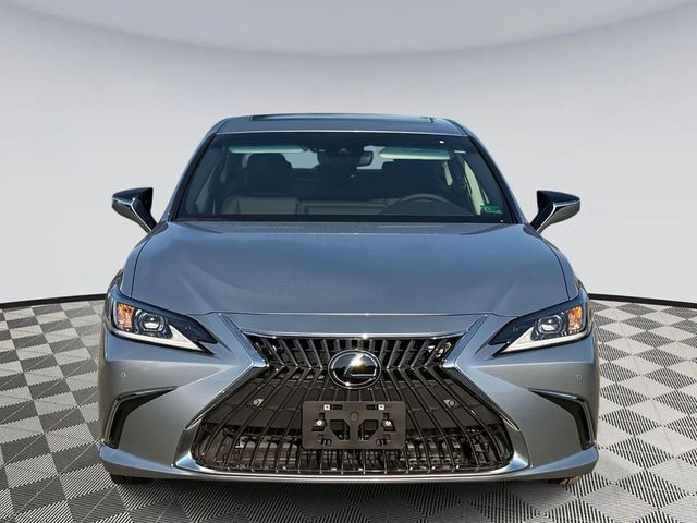 2025 Lexus ES 300h