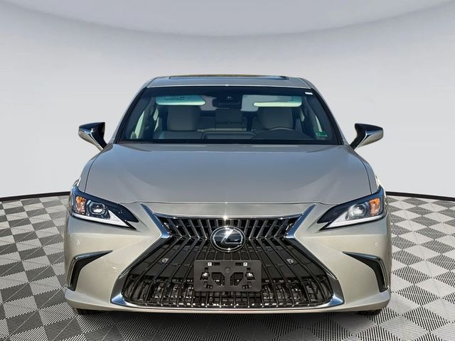 2025 Lexus ES 300h
