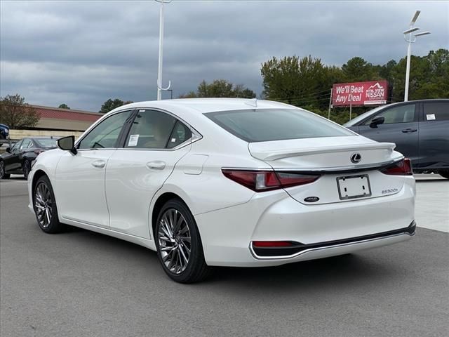 2025 Lexus ES 300h Ultra Luxury