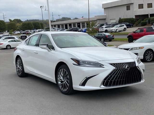 2025 Lexus ES 300h Ultra Luxury