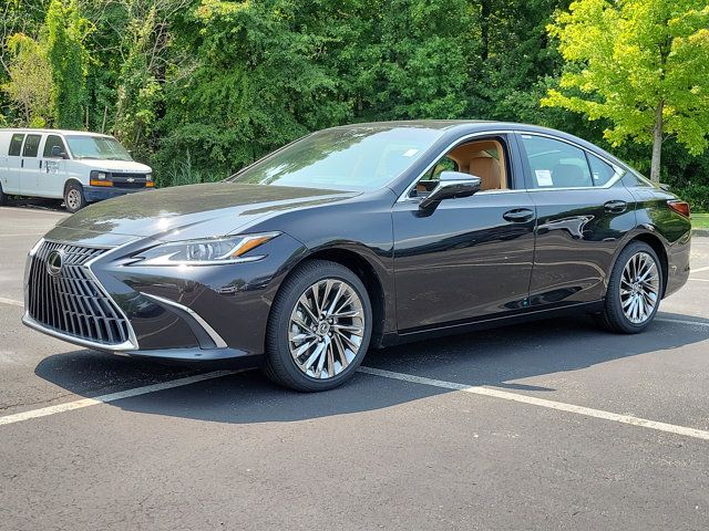 2025 Lexus ES 300h Luxury