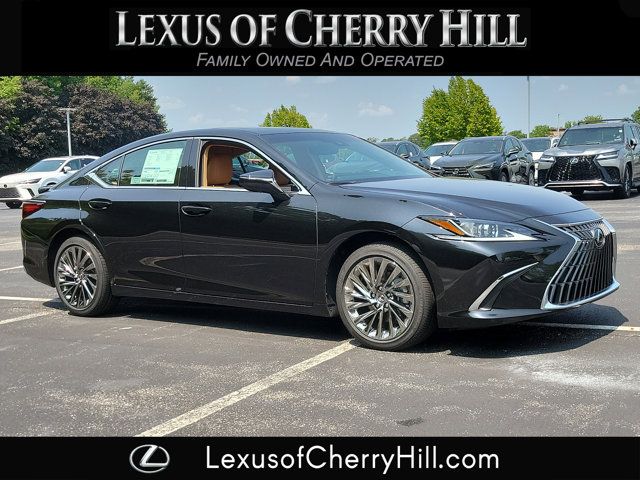 2025 Lexus ES 300h Luxury