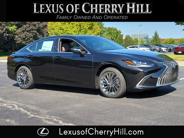 2025 Lexus ES 300h Ultra Luxury