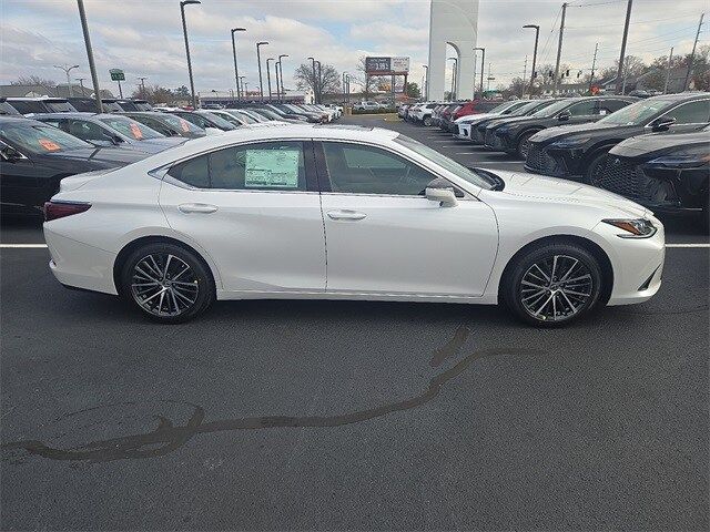 2025 Lexus ES 350