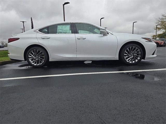 2025 Lexus ES 350 Ultra Luxury