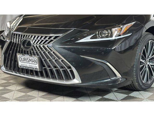 2025 Lexus ES 300h