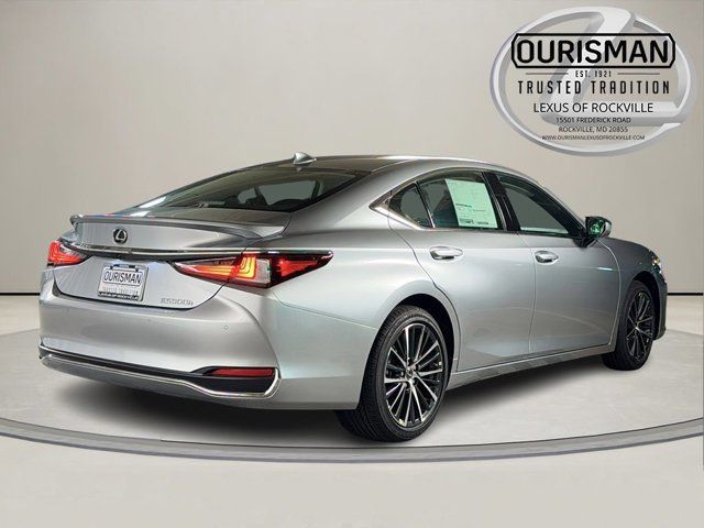 2025 Lexus ES